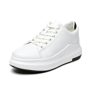 小白鞋厚底板鞋