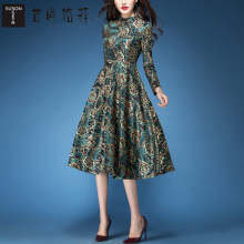 首尚格释秋装女2018新款修身气质早秋裙子立领长袖大摆蕾丝连衣裙图片