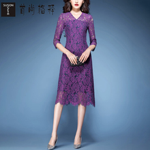 首尚格释2018春装新款女装V领修身七分袖中长款A摆蕾丝连衣裙女图片