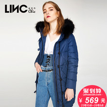 LINC金羽杰冬装新款街头风双门襟连帽大毛领羽绒服女中长款7B5360图片