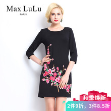 Max LuLu秋新款中老年妈妈圆领黑色刺绣印花显瘦七分袖连衣裙女图片