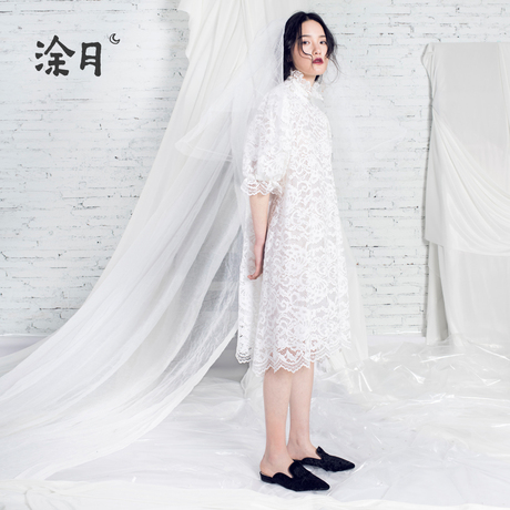 涂月设计师白色水溶蕾丝连衣裙女秋2018新款仙 中袖chic娃娃裙商品大图