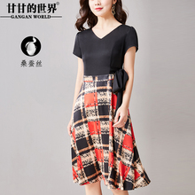 D真丝弹力缎短袖连衣裙女新款甘甘的世界桑蚕丝几何图案连衣裙女图片