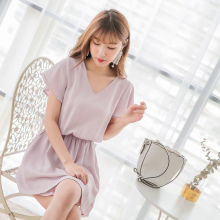 桔熊夏季美背网纱拼接纯色V领雪纺收腰连衣裙女大码DA5697图片