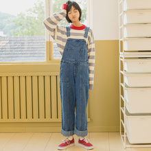 尔给牛仔裤女春秋2018新款韩版潮宽松复古浅色多口袋森女系背带裤图片