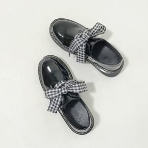 复古韩版春季学院风黑色马丁鞋