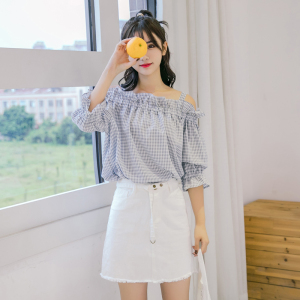 一字领露肩小清新格子衬衫