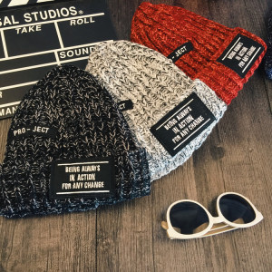 韩国混色百搭尖尖毛线帽