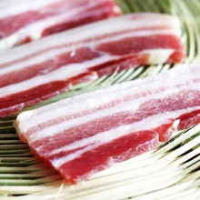 五花腊肉咸肉正宗农家土猪肉500g 2斤 包邮 非熏肉肥瘦均匀买 云南