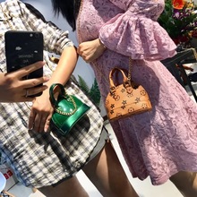 女童包包斜跨包公主大牌范手提包女宝宝单肩包卡通时尚儿童贝壳包