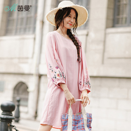 茵曼女装2018春季新款圆领宽松文艺刺绣灯笼袖气质连衣裙中裙子潮商品大图