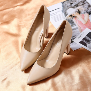 唯璐库2019春季新款女鞋礼仪尖头高跟鞋粗跟裸色超高跟女真皮单鞋