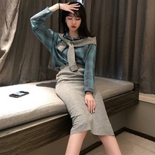 2018秋装新款披肩+撞色格子翻领衬衣+包臀针织半身裙三件套女套装