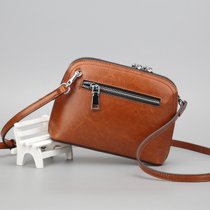 简约女士气质牛皮斜挎包