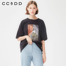 【商场同款】CCDD2018秋装新品纯色复古休闲T恤人物印花宽松短袖图片