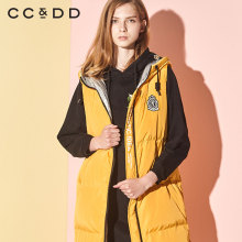 CCDD2018冬装新品专柜正品中长款时尚纯色系带直筒连帽羽绒背心图片