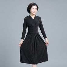 亮丝长袖连衣裙女2018春秋新款中老年女装韩版修身中长款过膝长裙图片