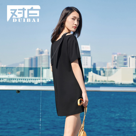 对白露肩连衣裙女2018夏装新款女装纯色V领开叉微弹直筒短袖裙子商品大图