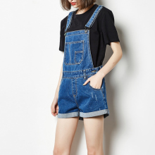 唐狮2018夏装新款牛仔裤女款青年潮范大口袋抓痕翻边背带牛仔短裤图片
