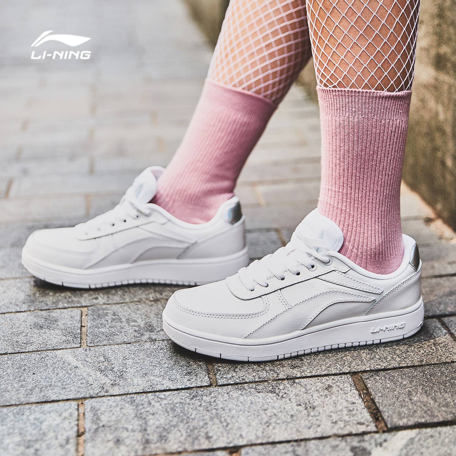 Li Ning casual shoes women's shoes Li Ning comfortable spring low top board shoes casual shoes sports shoes anti slip pure white women's shoes