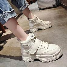 ins马丁靴女英伦风2018冬季新款韩版加绒高帮鞋学生百搭chic短靴