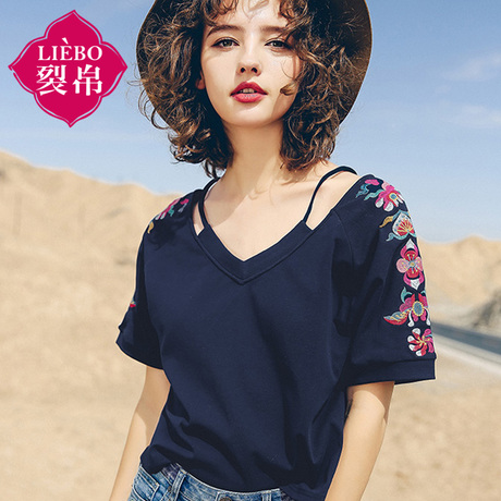 裂帛女装2018夏装新款刺绣肩带V领上衣针织宽松型七分袖T恤女商品大图