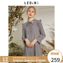 乐町百褶v领连衣裙ins超火的格纹裙2018秋装新款女气质复古雪纺裙图片