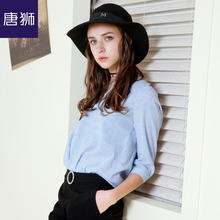 唐狮旗舰店2018秋装新款衬衫女款潮细条纹V领套头七分袖衬衣图片