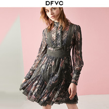 dfvc2019春季新款复古蕾丝拼接印花真丝连衣裙女收腰桑蚕丝中长裙图片