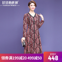 【印花连衣裙】甘甘的世界2018秋冬装新款女长袖弹力中长款V领图片