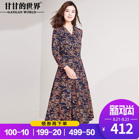甘甘的世界2018秋装新款复古印花连衣裙大码显瘦中长款V领长裙子商品大图