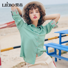 裂帛2018夏装新款个性翻领唯美绣花开襟袖口开叉中袖温柔雪纺衫女图片