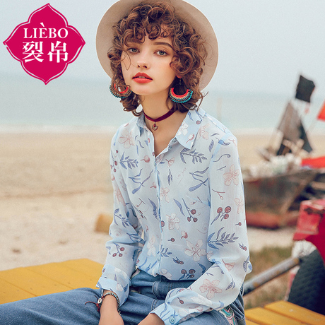 裂帛2018夏装新款清新文艺翻领开襟圆摆印花长袖雪纺衬衫51172742商品大图