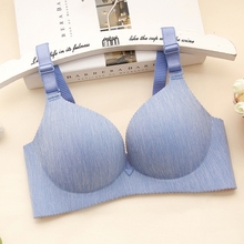 一片式无痕无钢圈文胸小胸聚拢深v性感调整型胸罩舒适透气女内衣