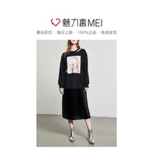 预售 Mo&Co. 黑色卡通胶印女士卫衣图片