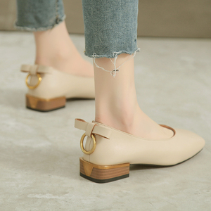 蝴蝶结金属扣方头单鞋