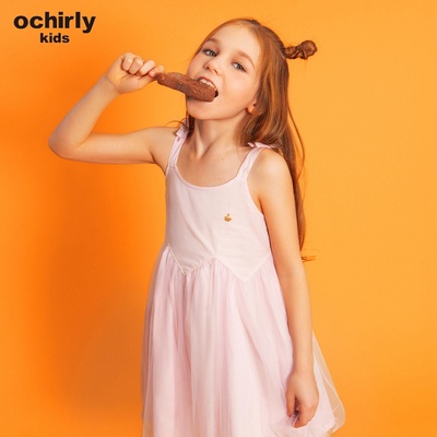 ochirly kids欧时力童装女童2018新款蓬松拼网纱公主风吊带连衣裙