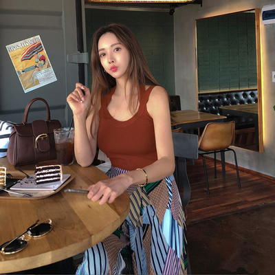 夏季针织吊带背心女内搭外穿性感美背无袖白色短款打底衫时尚
