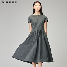 sdeer圣迪奥2018秋装简约休闲套头圆领高腰大摆连衣裙女S18181227图片
