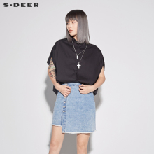 sdeer圣迪奥2018新款女夏装圆领字母宽松蝙蝠款短袖衬衫S18280402图片