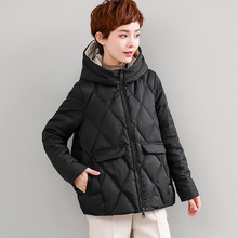 2018冬装新款女装大码宽松妈妈装中年冬季韩版时尚棉衣短款棉服潮图片