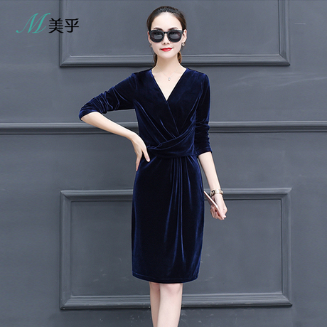 早秋新款女装2018韩版气质衣服金丝绒有女人味的连衣裙女长袖秋裙商品大图