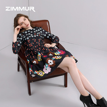 ZIMMUR秋冬新款2018印花碎花中款长袖收腰淑女打底A字裙连衣裙图片