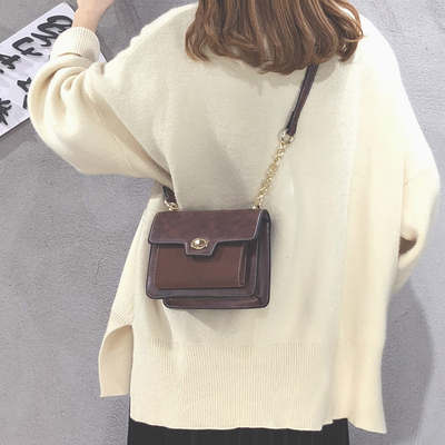 法国小众高级感包包女2019最新版新款洋气斜挎网红小黑包质感森系