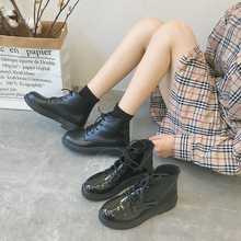 2019春秋季新款单鞋小皮鞋马丁鞋女英伦风系带漆皮粗跟短靴高帮鞋