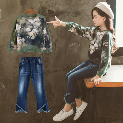 女童装秋季新款套装学生表演班服中大童长袖运动服黑白色两件套