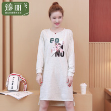 臻丽 2018新款秋装胖妹妹卡通t恤女长袖大码女装显瘦加大打底衫图片