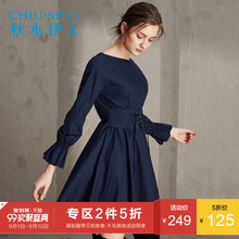 ⑤秋水伊人2017冬装新品女装纯色系带款束腰喇叭袖高腰短款连衣裙图片
