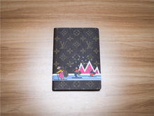【现货】Louis Vuitton 路易威登 LV 印花 滑雪 笔记本 GI0345