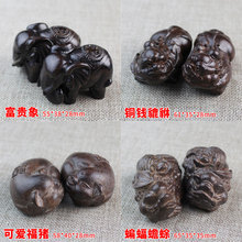 厂家直销皮黑皮灰木手把件貔貅金蟾象猪沉香木雕10元 模式地摊货源